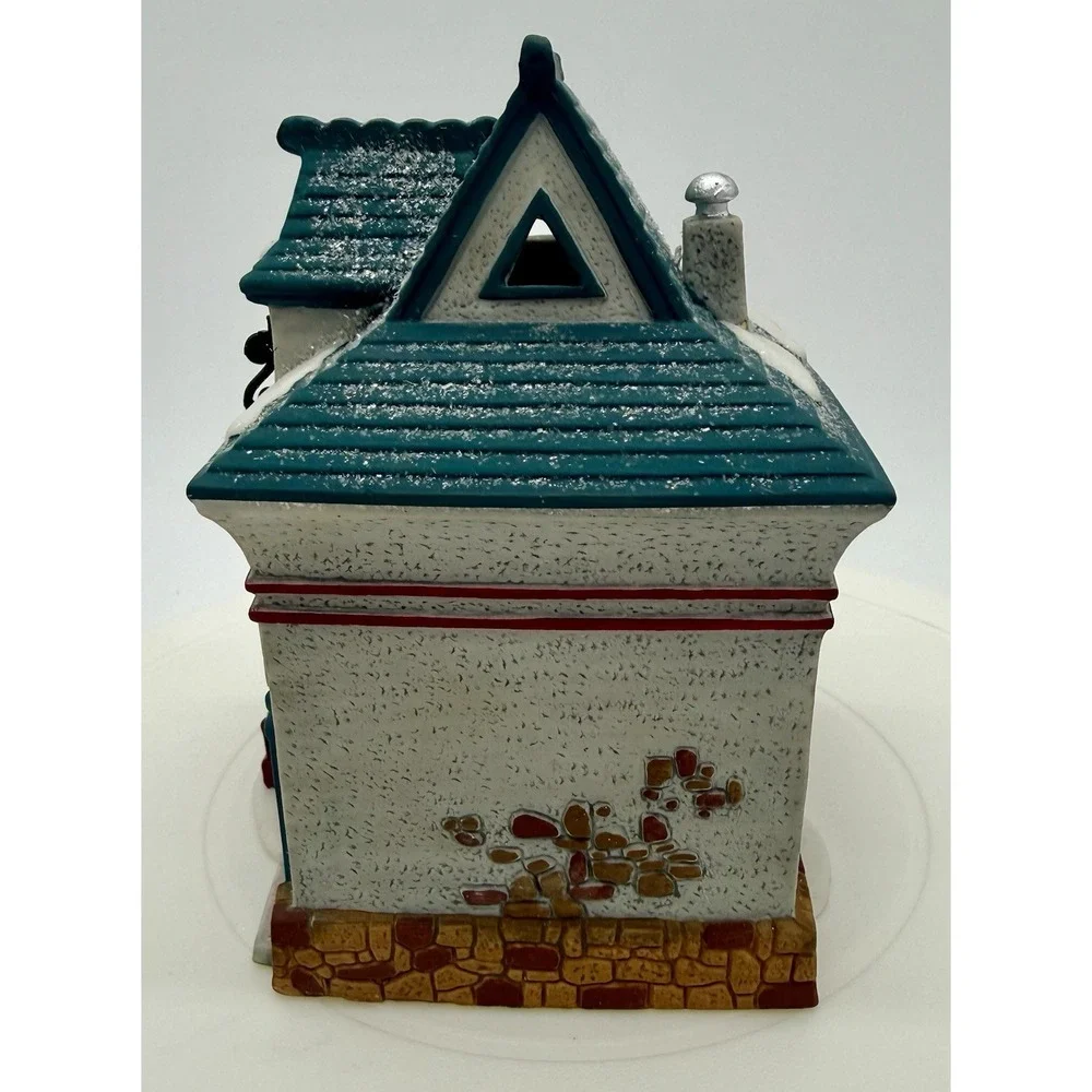Department‎ 56 North Pole Series Beard Barber Shop 1994 Porcelain Light Up House